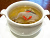 ８月　元気料理　第３弾　淮枸燉水魚　スッポンと漢方食材（淮山とクコの実）入り蒸しスープ
